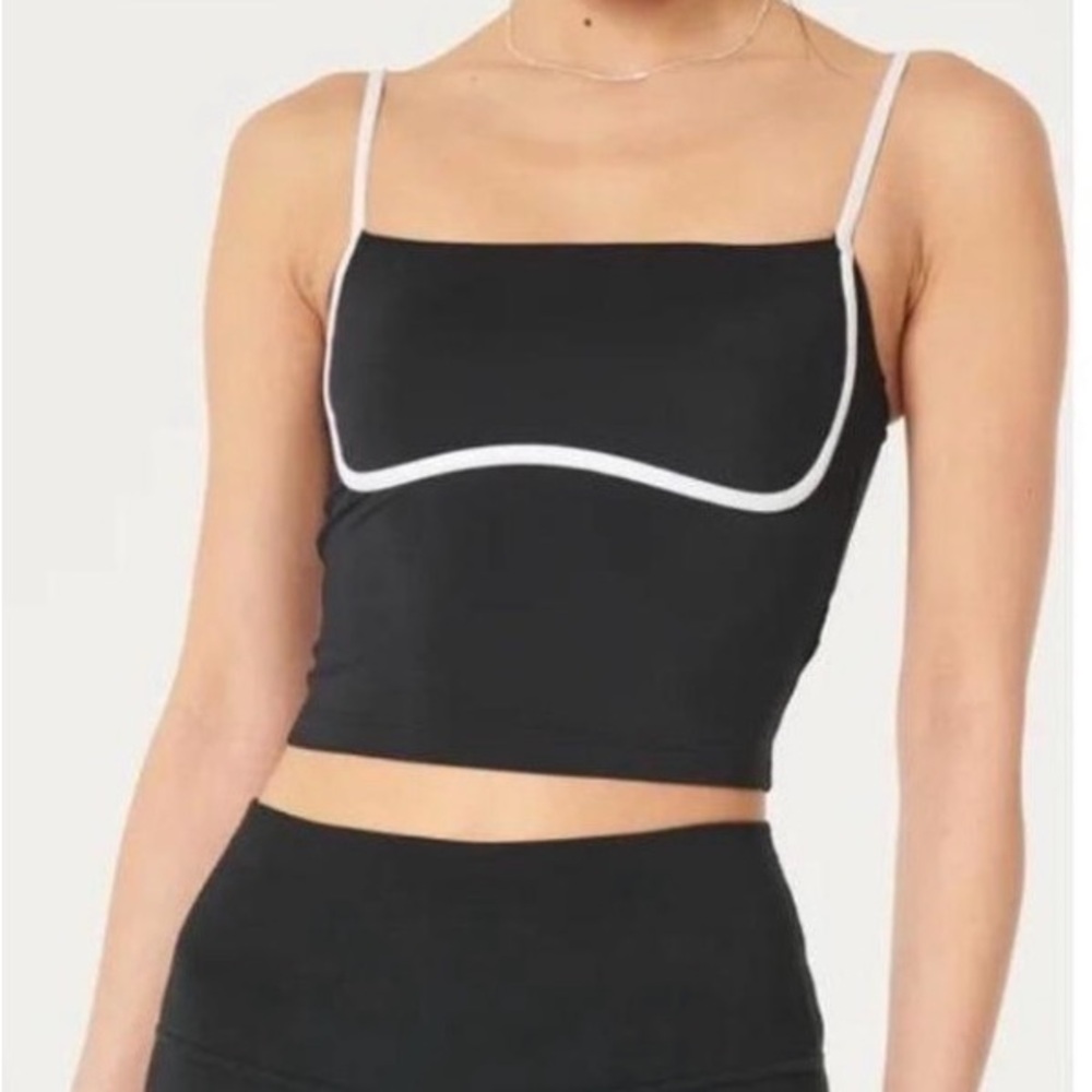 Gilly Hicks Recharge Black and White Crop Thank Top